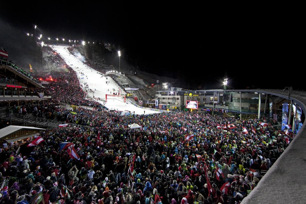 Appartement Charly Kahr And Family, Ski-In & Ski-Out Schladming Exterior photo