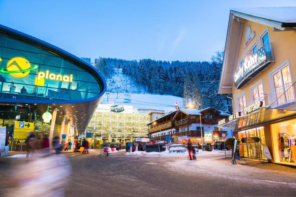 Appartement Charly Kahr And Family, Ski-In & Ski-Out Schladming Exterior photo